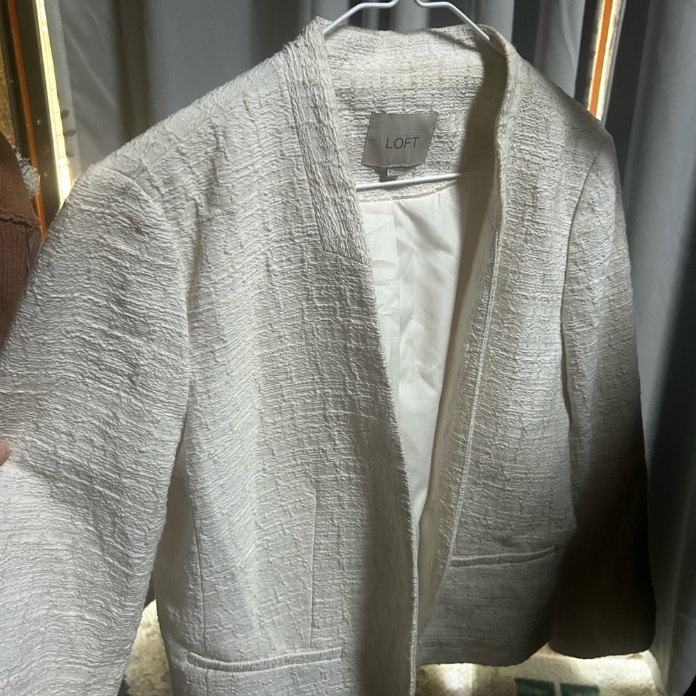 Ann Taylor loft collection cream blazer